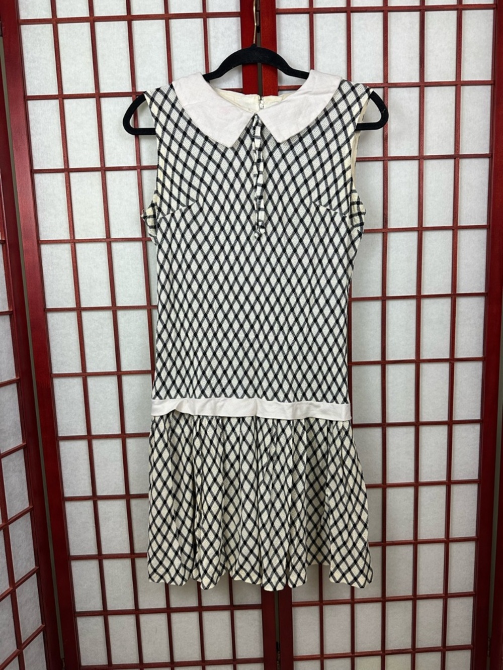 Vintage 60s Drop Waist White and Black Lattice Diamond Print Retro Dress
